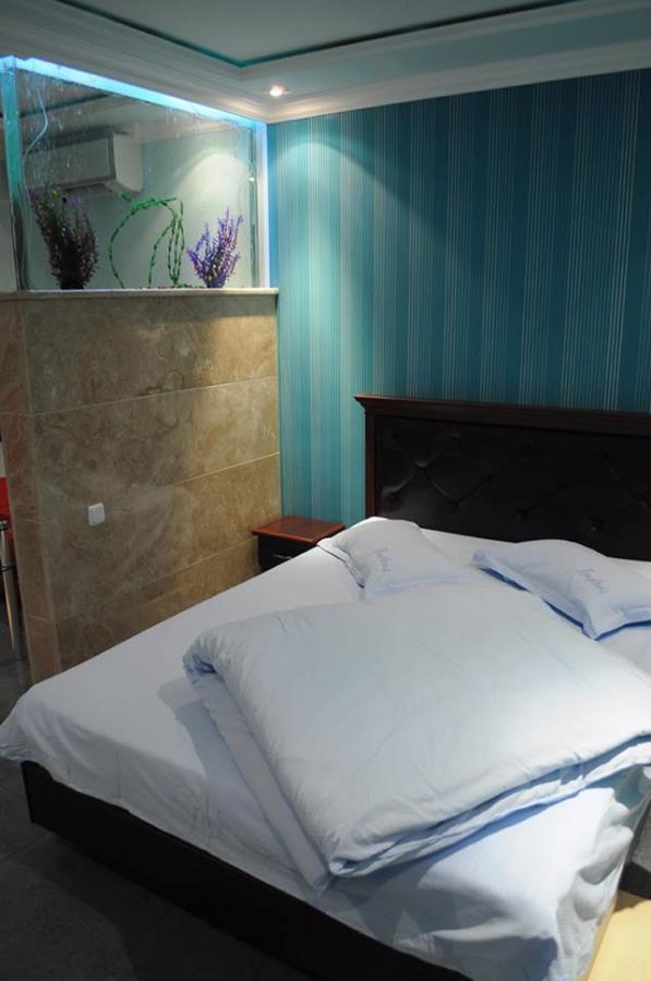 Hotel Apollon Єреван Екстер'єр фото