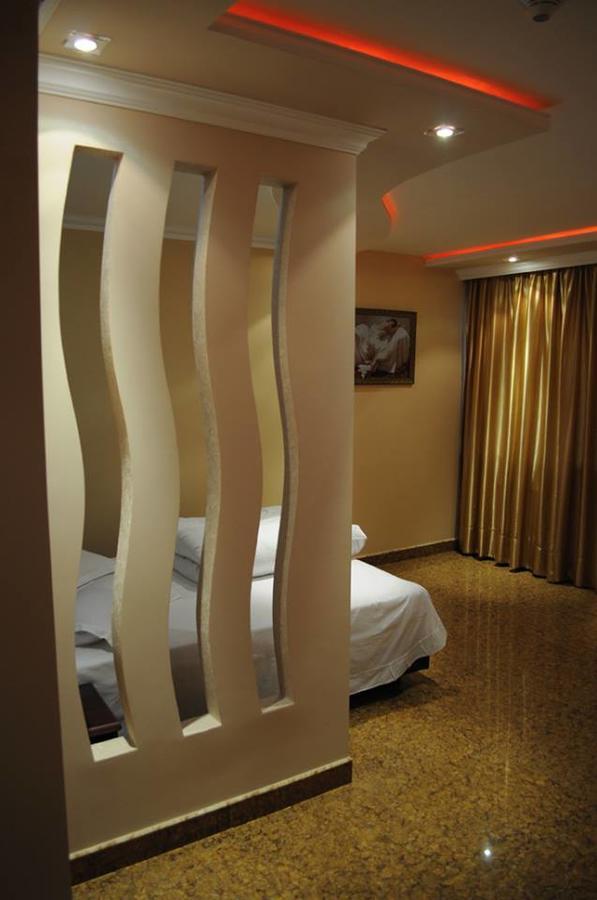 Hotel Apollon Єреван Екстер'єр фото